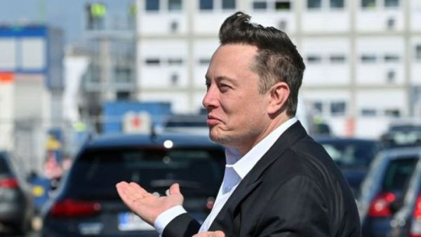 elon-musk-tesla-bitcoin-satisi-etmeyib